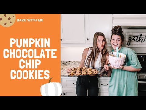BAKE WITH ME- Jessie James Decker's "Just Feed Me"- Pumpkin Chocolate Chip Cookies