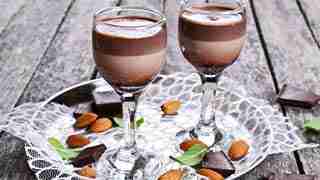 chocolate liqueur shot recipes