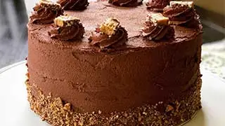 Almond Roca Chocolate Cake Recipe